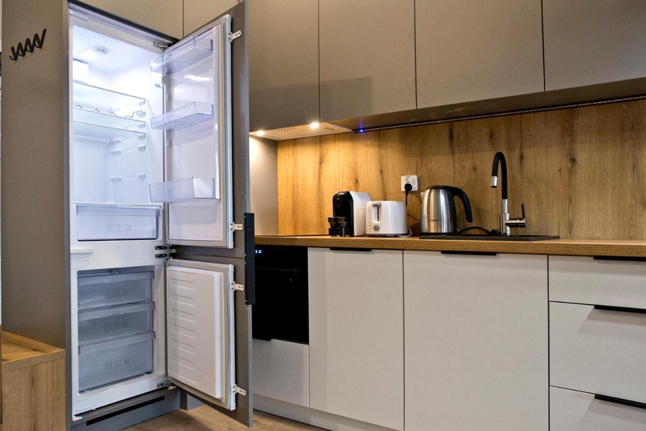 Komputerowa Serviced Apartments By P&O Varsó Kültér fotó