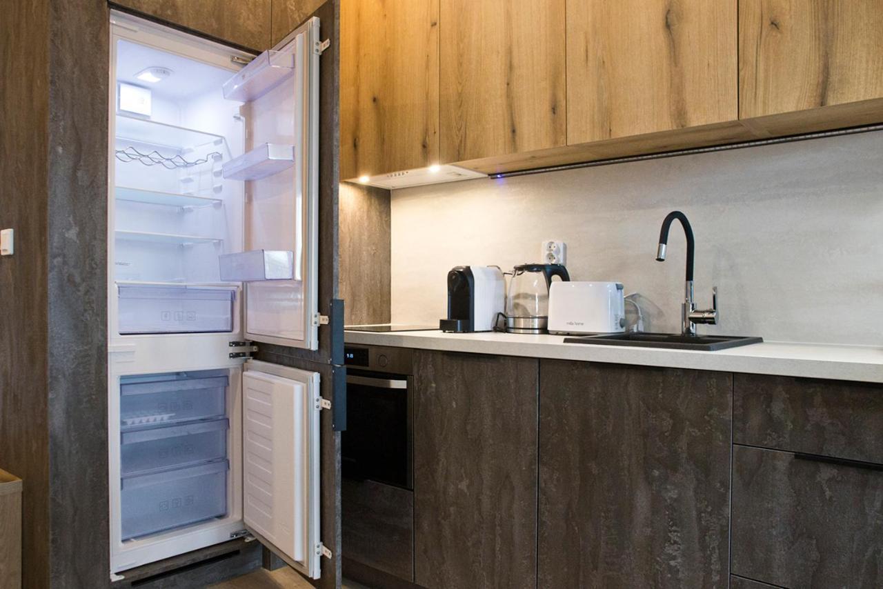 Komputerowa Serviced Apartments By P&O Varsó Kültér fotó